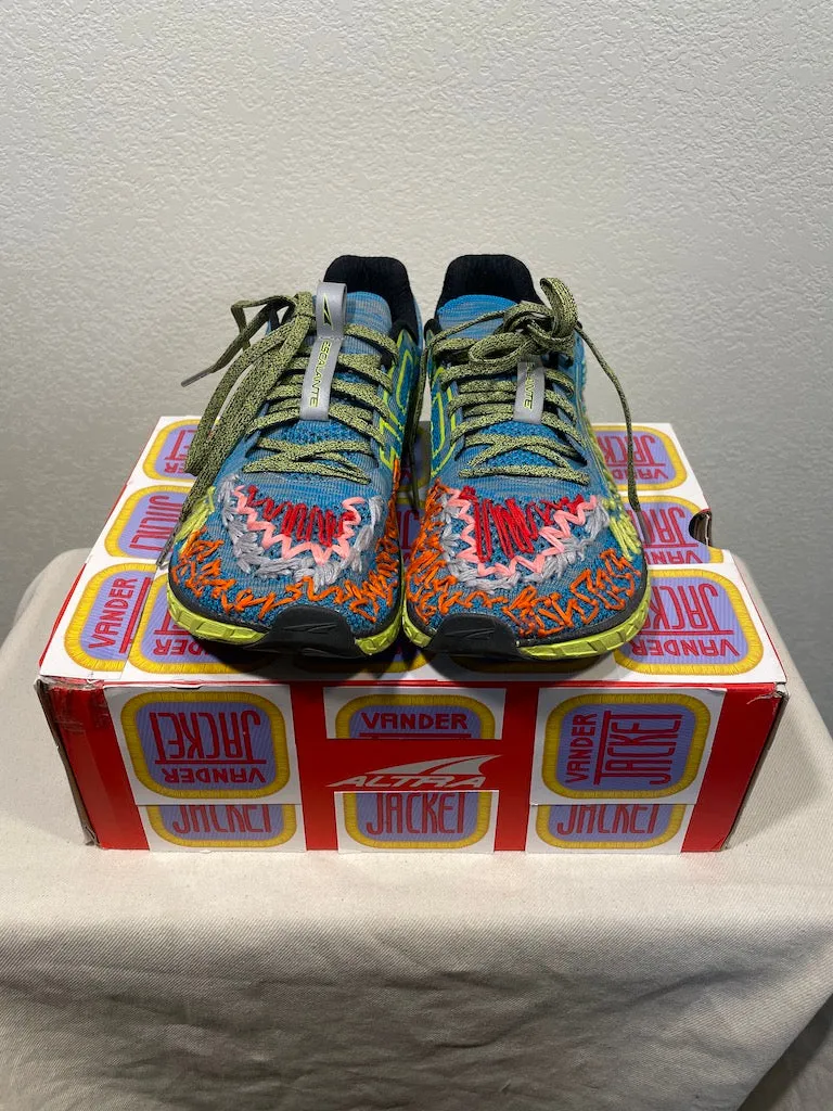 SHOE Rave Run, Size Womens 10/Mens 8.5 DIA Exhibition